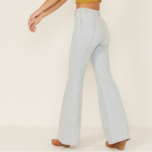 Free People Florence Light Indigo Wash High Rise Retro Flare Jeans NWT - Picture 8 of 16